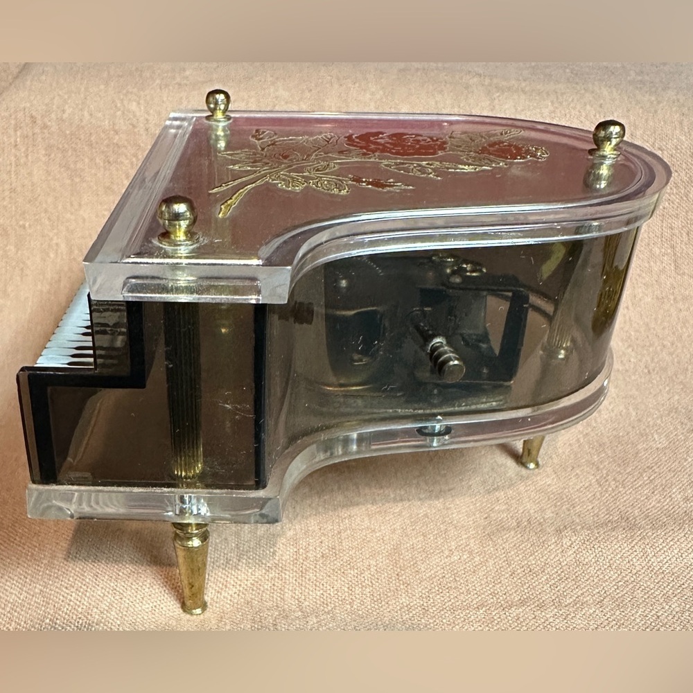 Vintage Sankyo Clear Acrylic Grand Piano Music Box Plays Edelweiss Floral Design - Picture 11 of 12